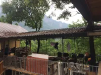 Ruierkang Dengjiayuan Homestay