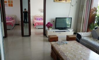 Laoting Warm Villa
