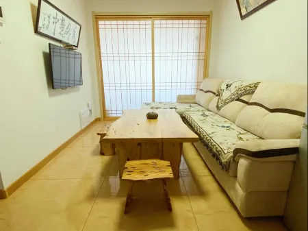 Ajian Hot Spring Apartment Отели рядом с достопримечательностью «Dalu Island»