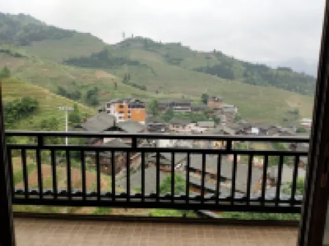 龍脊梯田遠近之間民宿（平安寨） 竜勝のホテル