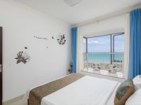 三亚宜居海景度假公寓 - 精致蓝色三室一厅套房