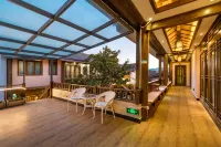 Floral Hotel·Lijiang Yunxinzhu Inn (Shuhe Ancient Town Sifang Street Store) Hotels in Lijiang