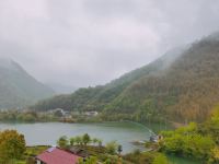 泾县静水闲居假日酒店 - 舒适大床房