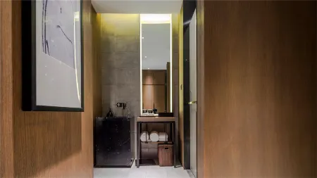 Chengdu Chanyi Jincheng Courtyard Hotel Отели рядом с достопримечательностью «Sichuan Daxue Jincheng College»