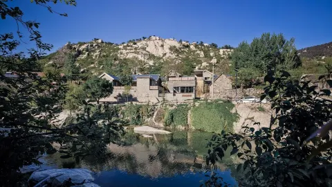 Yimeng Shanshe Holiday Hotel in Pingyi
