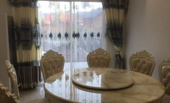 Ms Zhou Hot Spring Holiday Villa