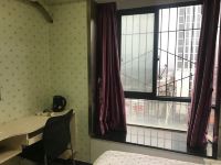 假日酒店连锁公寓(武汉汉口火车站店) - 舒适大床房