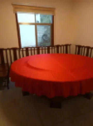 天柱山銀華土菜館