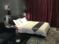 兰州乐谷臻品公寓 - 时尚影视大床房