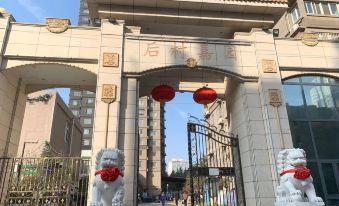 Xi'an Three Garfield Cat Apartment - Housity