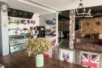 Shatang Jingwan Inn - ที่มีบาร์