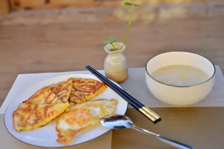 XILU·NANXI INN Отели рядом с достопримечательностью «Ancient City Huangshan Mountain Park Wenchang Palace»