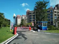 Yumi Holiday Apartment (Changjiang Qizi Bay) - parking