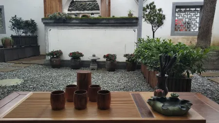 Qingyuan Yingzhimen Guest House