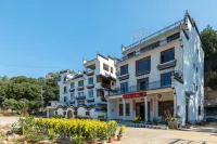 Red Sun Resort Wuyuan Hotels in Xiaoqi Village (East Route)