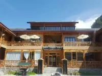 Pingwu Baima Tribe Boutique B&B