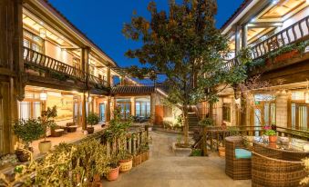 Floral Hotel·Lijiang Yunxinzhu Hotel (Shuhe Ancient Town Sifang Street Store)