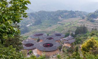 Sicai Yitang Farm House