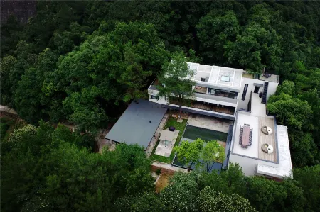 Qiandai Shanju Holiday Hotel (Jingshan) Отели рядом с достопримечательностью «Shangougou Scenic Resort»