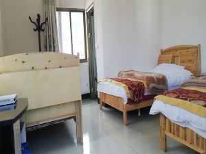 Luoping Haojinglou Homestay