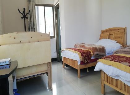 Luoping Haojinglou Homestay