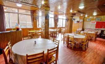 Guzhuang Family Hotel