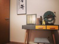 惠州远方的风普通公寓 - 中式三室一厅套房