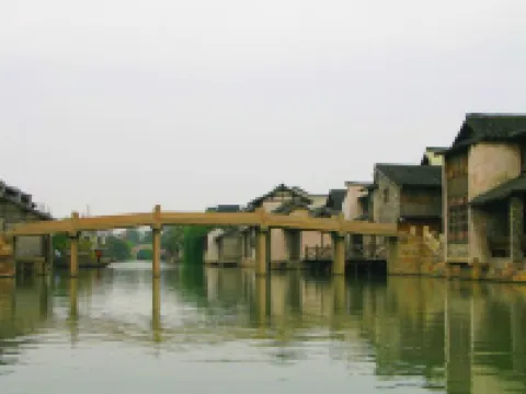 Wuzhen Shuixiang Family Inn