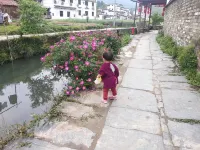 Xifengkezhan Hotel di Qingyuan Village (East Route)