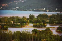 Xichang Shuiyue Jingshe Homestay