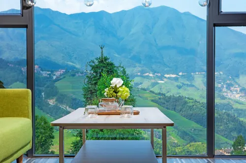 Longji Happy Wharf B&B (Xishan Shaolan Viewing Terrace Branch) - 2 Yıldız