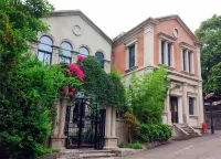 Gulangyu Heitan Hostel Hotels near Kulangsu