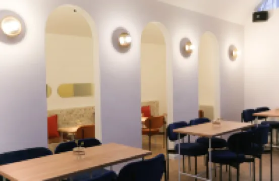 一夕設計師酒店（西安古城牆建築科技大學李家村地鐵站店）