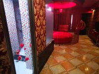 米兰时尚主题酒店(西安胡家庙万和城店) - 舒适一室