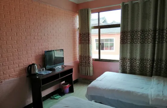 大方花海雲天賓館