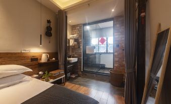 Jinxi Ancient Town Yiren Laosan Music Studio B&B