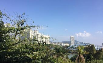 ShunTiancheng Hotel (Sanya Heyuechuan Bridge)