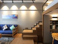 曼笛国际公寓(广州琶洲会展中心店) - 奢享复式大床房