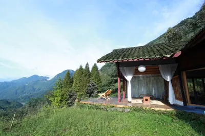 都江堰臥隱山居民宿 向峨客運站附近的飯店