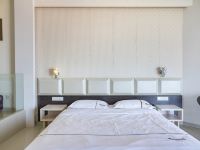 防城港白鹭湾海景度假公寓 - 豪华海景大床房