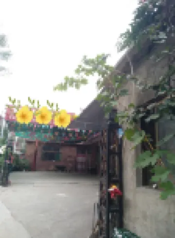 Zanhuang Shiyan Guanghua Hostel