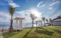 Saint Tropez Beach Hotel