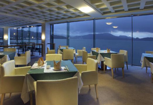 레아레아 가든 호텔 선의 호수 전망 레스토랑