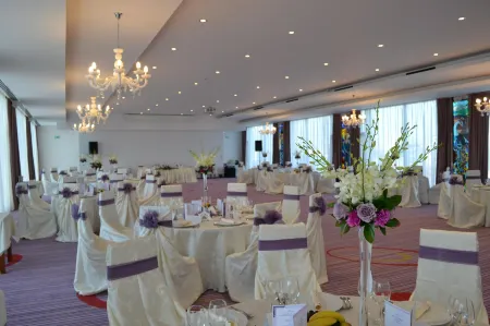 Marshal Garden Hotel