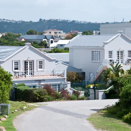 The Robberg Beach Lodge - Lion Roars Hotels & Lodges