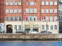 Copenhagen Strand Hotels near Amalienborg Palace