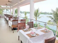 Century Riverside Hue