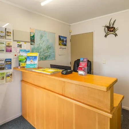 Aston Court Motel