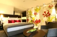 فندق كونغريس ام ستادتبارك - 4-نجوم