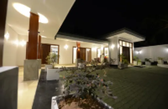 Diva Villa Airport Transit Hotel